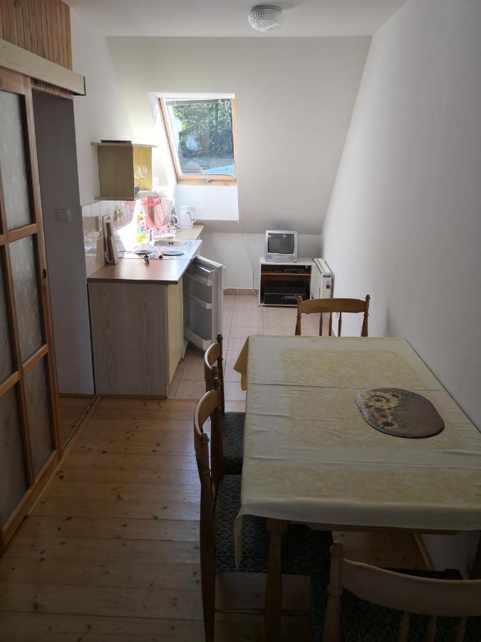 Ubytování u Máchova jezera - Apartmány - Ludmila Grulišová Doksy  Exterior foto